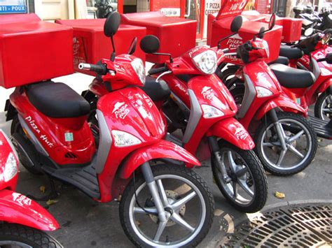 Pizza Hut delivery bikes | Explore gus.k's photos on Flickr.… | Flickr ...