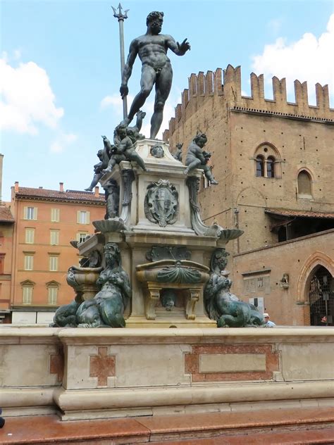 Free Images : monument, statue, italy, sculpture, art, fountain, bronze ...