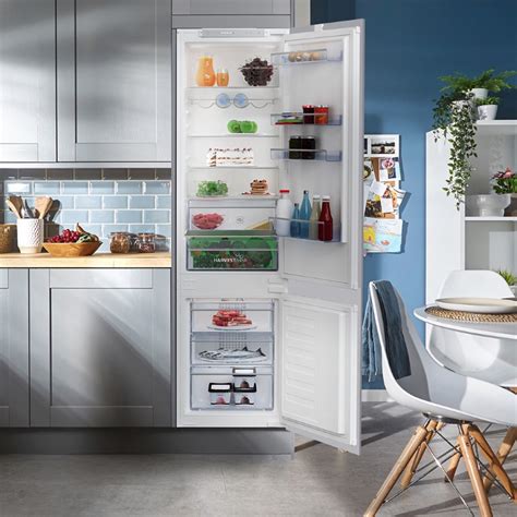 What is an integrated fridge freezer? | Beko Ireland