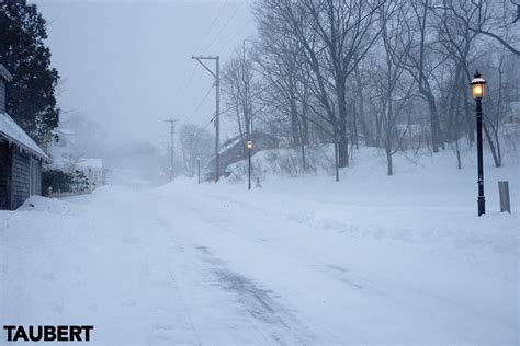 What does a blizzard look like in Perkins Cove, Ogunquit? #Juno ...