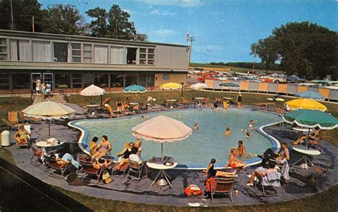 Okoboji Iowa the New Inn swimming pool vintage pc DD8336 - Mary L ...