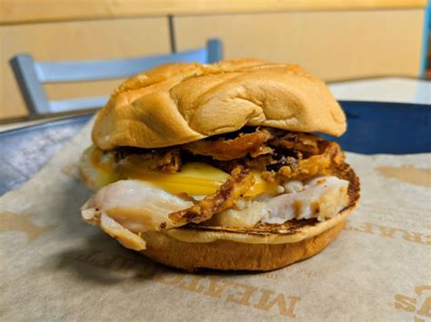 Review: Arby's - Smokehouse Chicken Sandwich | Brand Eating