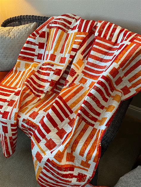 Quilt Orange Red and Coral on White Circuitry Pattern - Etsy