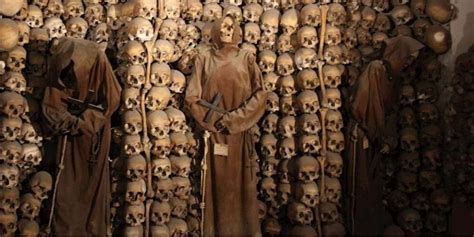 Everything You Need to Know Before Visiting the Catacombs of Rome ...