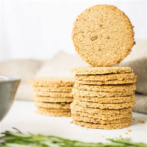 Healthy Oatcakes (With Rosemary) - Gathering Dreams