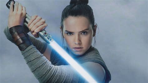 Daisy Ridley Says The Best Star Wars Character Was Supposed To Be Rey’s ...