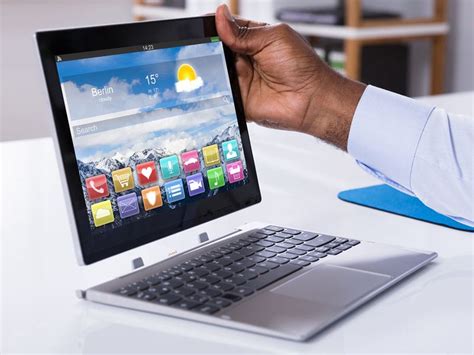 The Best 2-in-1 Laptops - The Plug - HelloTech