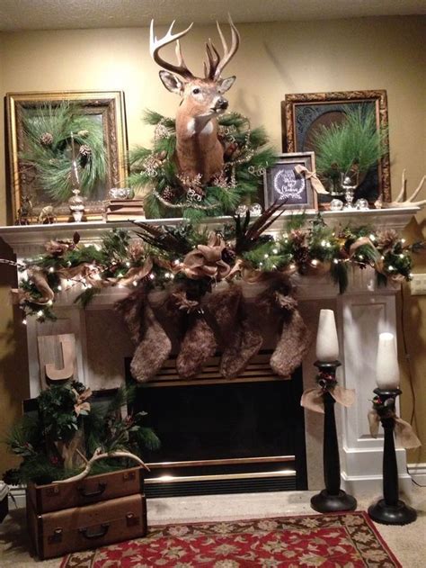 43 Marvelous Rustic Christmas Fireplace Mantel Decorating Ideas ...