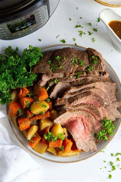 Sirloin Roast (Instant Pot) - Everyday Family Cooking