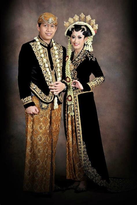 Model Baju Pengantin Adat Jawa Barat Indian Photography, Wedding ...