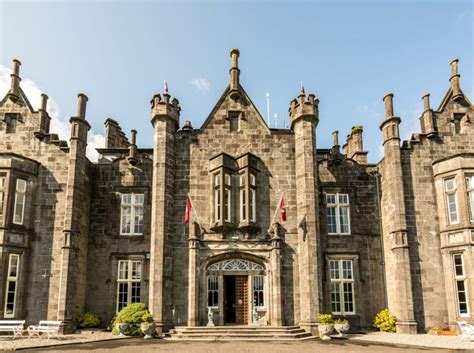 Ireland’s Luxurious Castle-Hotels | SocialAndPersonalWeddings.ie