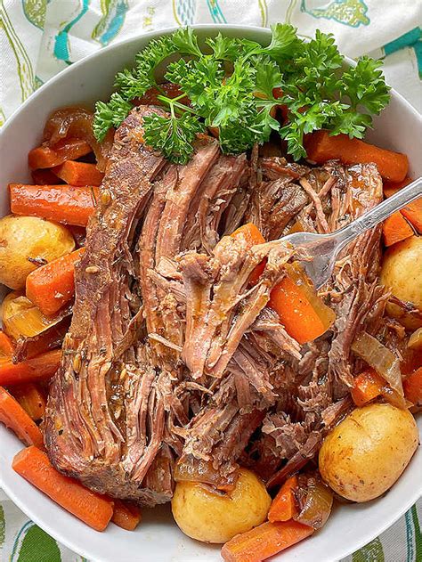 Slow Cooker Sirloin Tip Roast - Foodtastic Mom