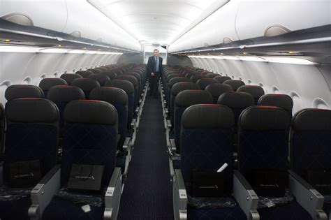 American Airlines Airbus A321-200 Cabin Seats Photos | AirlinesFleet.com