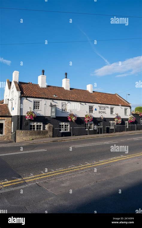 The Blue Bowl Sizzling pub and Grill, Hanham, Bristol, UK (Sept22 Stock ...