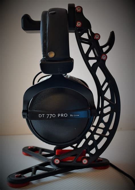 My take on a 3D printed headphone stand. | Headphone stands, Setup ...