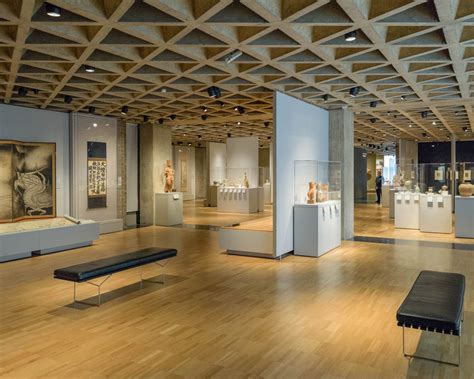 AD Classics: Yale University Art Gallery / Louis Kahn | ArchDaily