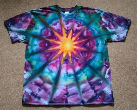 Images | Diy tie dye shirts, Tie dye diy, Tie dye patterns diy