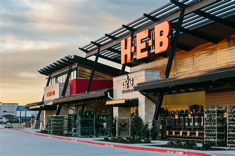 H-E-B plans to remove plexiglass from grocery stores