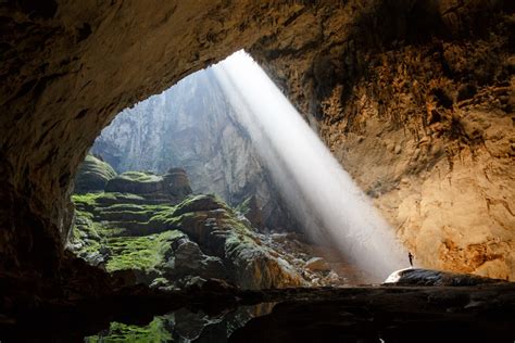 These Photos from Inside The World's Largest Cave Will Leave You ...