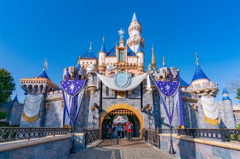 5 of the Most Magical Ways to Experience Disneyland California This ...