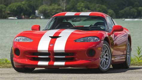 Dodge Viper 2006 Specs - Explore The 7 Videos And 77 Images