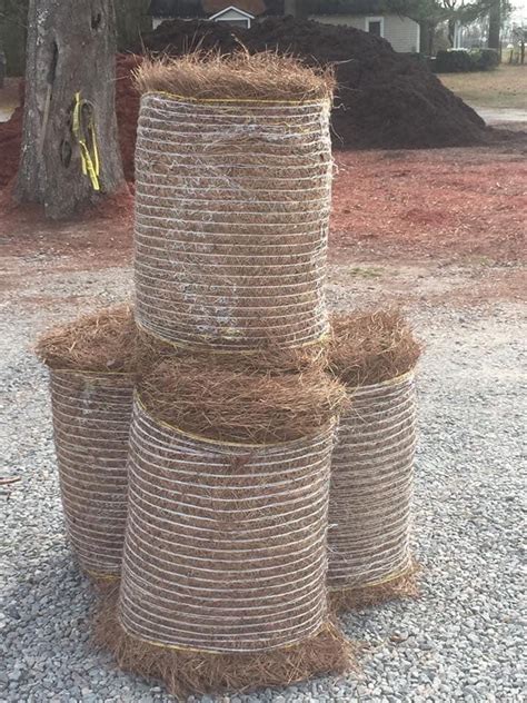 Mulch & Pinestraw – Roberts Landscapes