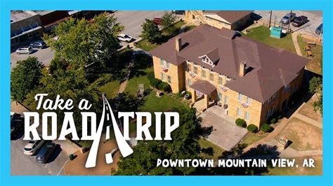 Perfect Fall Destination: Downtown Mountain View, Arkansas, has ...