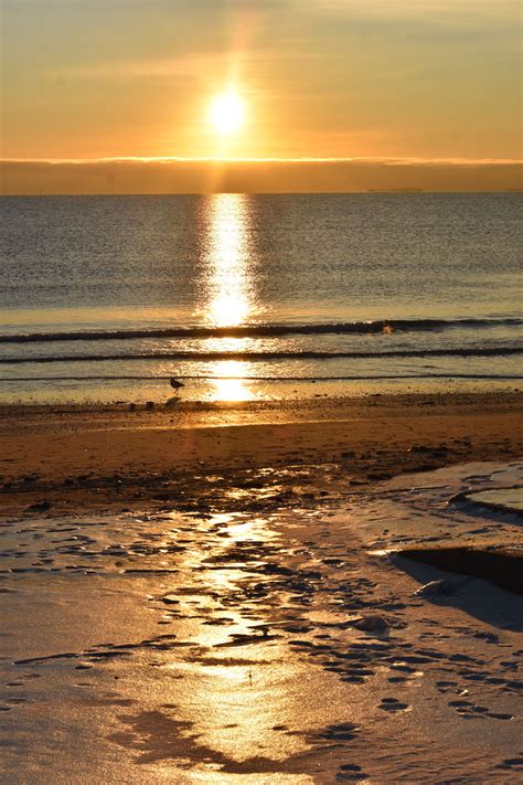 Photos: Winter Solstice Sunrise At Revere Beach – WONDERLAND