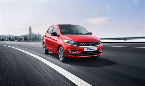 Tata Tiago Price in India 2021 | Reviews, Mileage, Interior ...