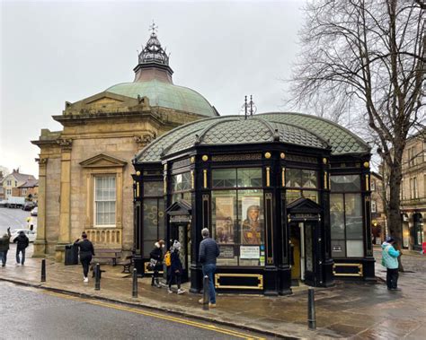 11 fun things to do in Harrogate - our festive break