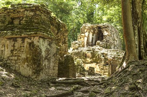 Ancient people lived among ruins too. What did they make of them ...