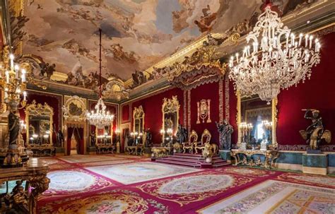 Take A Look Inside The Royal Palace of Madrid - Decor Tips