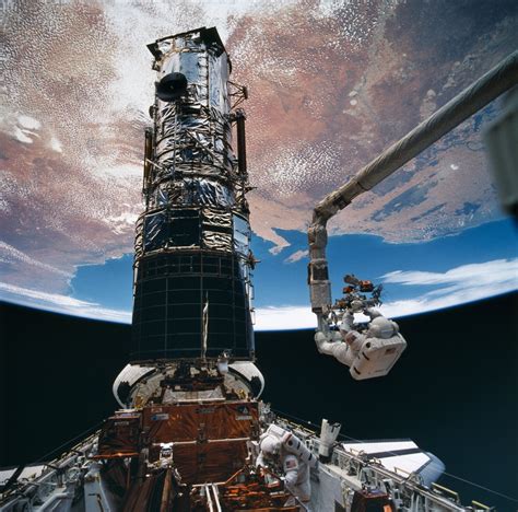 Hubble Space Telescope Releases New 30th Birthday Image - The New York ...