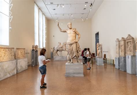 A Visit To The 7 Best Museums In Greece | Cuddly Nest