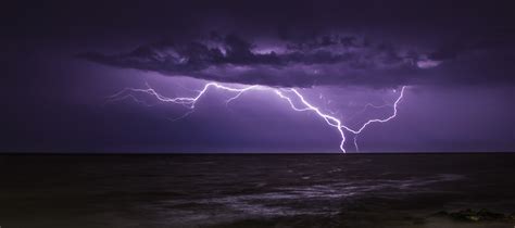 Wallpaper : sea, night, sky, calm, lightning, storm, horizon ...