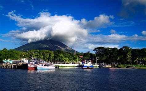 Ometepe, the largest island in Lake Nicaragua - Terra Nicaragua