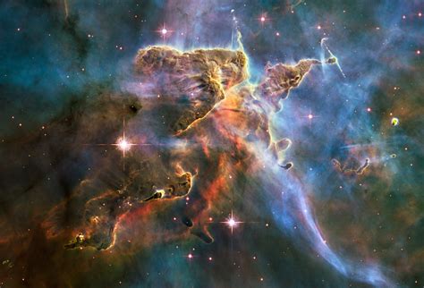 ESA - Hubble captures spectacular ‘landscape’ in the Carina Nebula