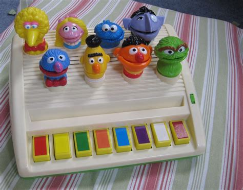 Vintage Sesame Street Singers Pop up Electronic Piano 1970s - I ...