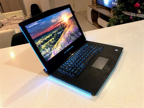 Alienware 15 R4 Gaming Laptop Review – Mobile Colossus - PowerUp!