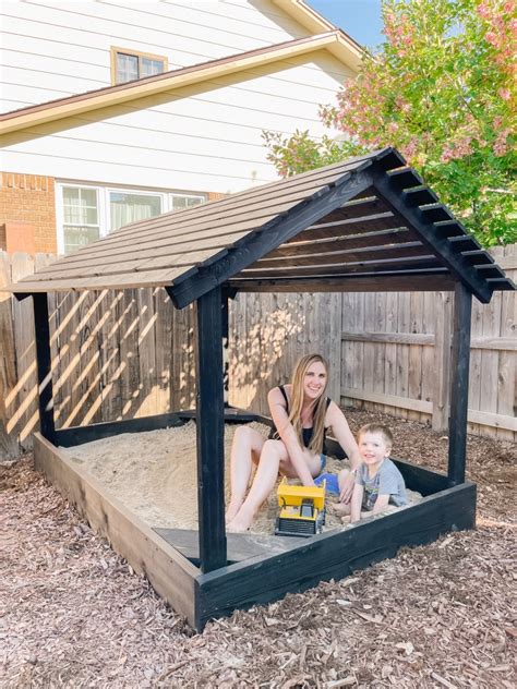 Simple DIY Sandbox With Slatted Roof - Sprucing Up Mamahood