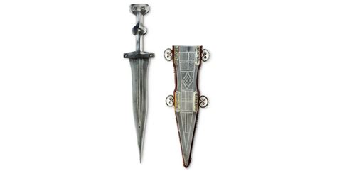 Roman Weapons | Ancient Roman Weapons | DK Find Out