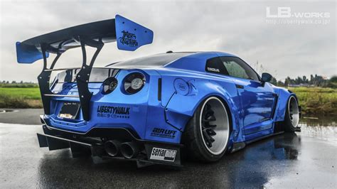 Liberty Walk Body Kit Gtr