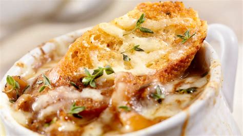 What Soup Goes Well With Sourdough Bread [15 Best Soups To Try]