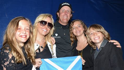 Phil Mickelson's Family: 5 Fast Facts You Need to Know