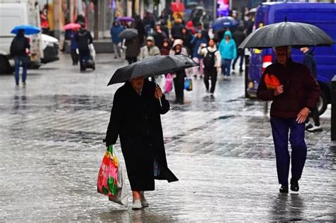 Met Office issues weather warning as strong winds set for Liverpool ...