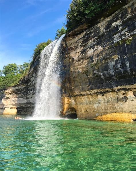 The Top 7 Waterfalls near Munising, MI | Pictured Rocks : Pictured ...