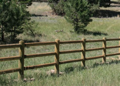 4 Types of Wood Fences You Should Know About