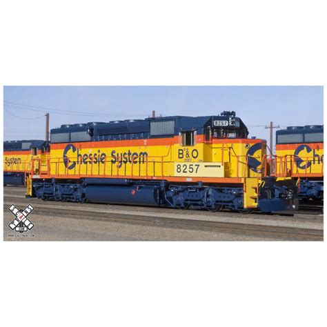 Scale Trains HO Rivet Counter SD40-2 CSX "ex Chessie" - Spring Creek ...