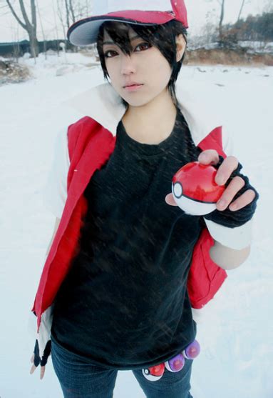 Pokemon Cosplay: Pokemon Trainer Red Cosplay