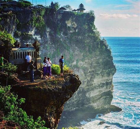 Uluwatu Temple | Balinese Hindu Sea Temple | Kecak Dance Show